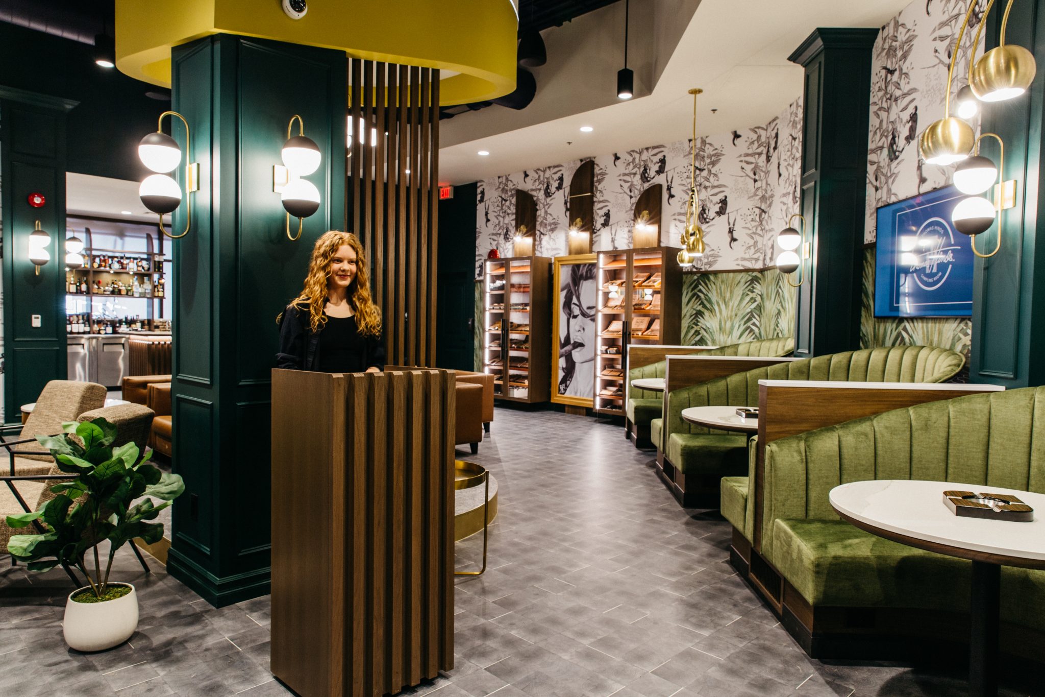 THOMAS HINDS SAMPLING LOUNGE Soma Interiors